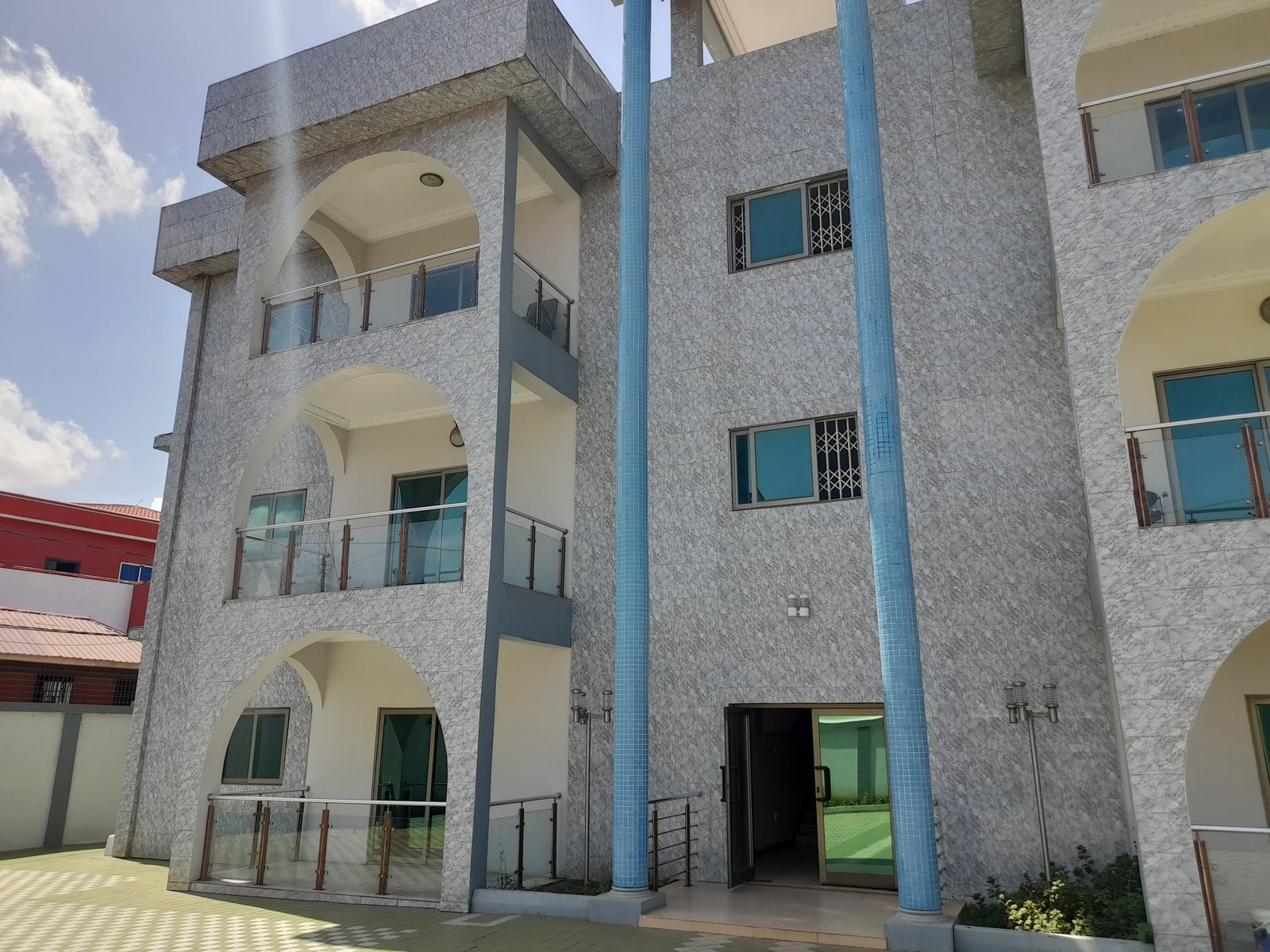 4 Bedroom Furnished Townhouse For Rent
