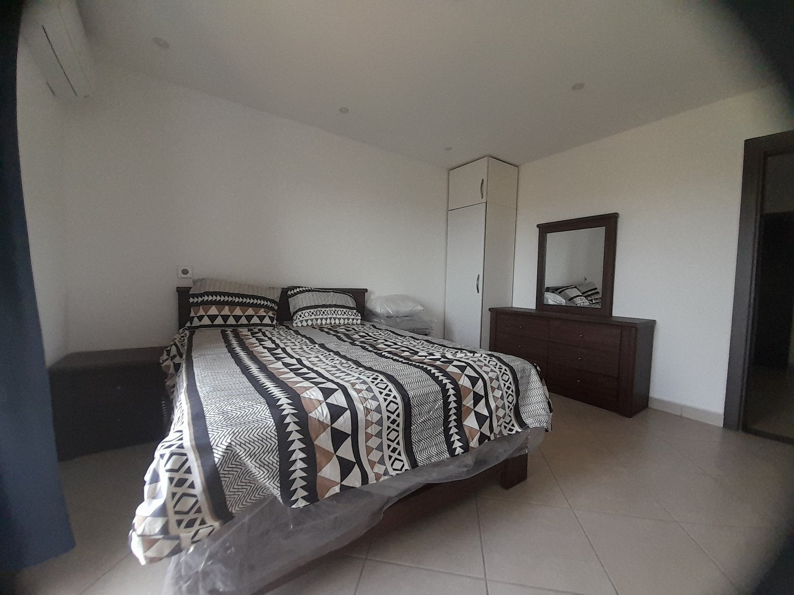 Fully Furnished 3 Bedroom Duplex Apartment With BQs For Rent