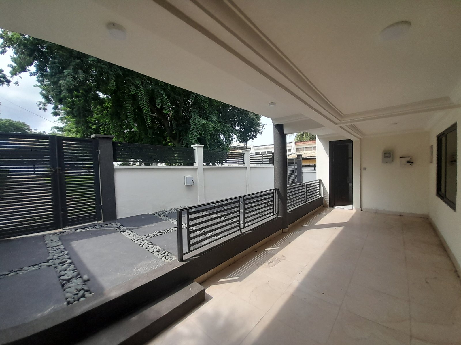 3 Bedroom Unfurnished For Rent