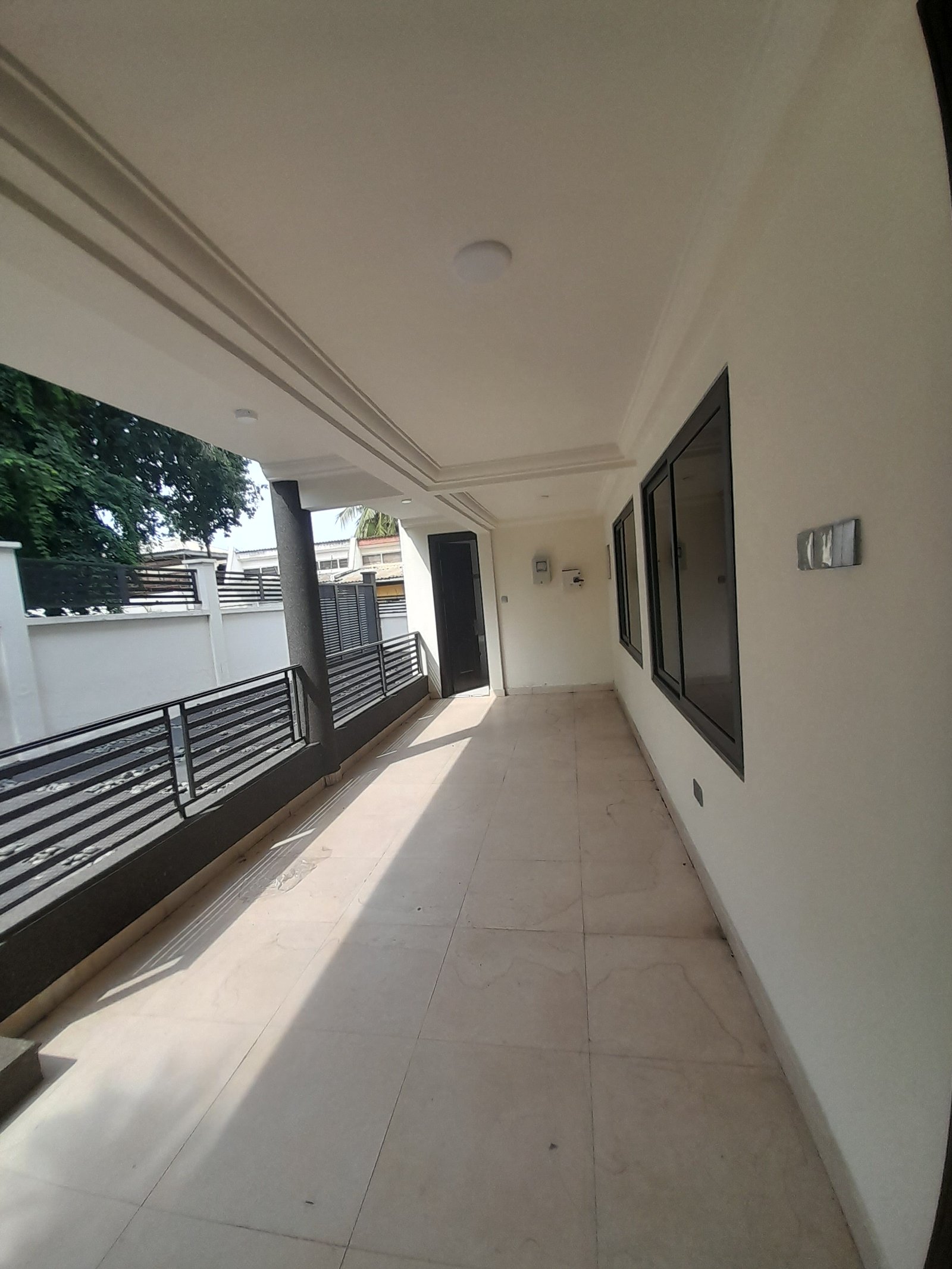 3 Bedroom Unfurnished For Rent