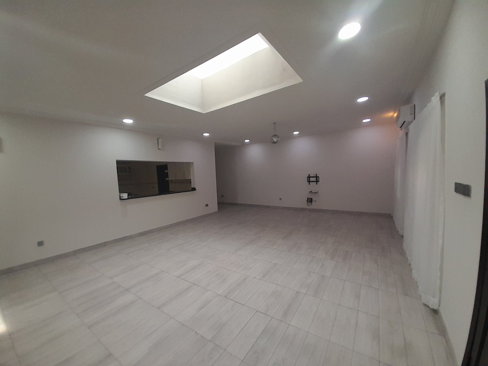 3 Bedroom Unfurnished For Rent