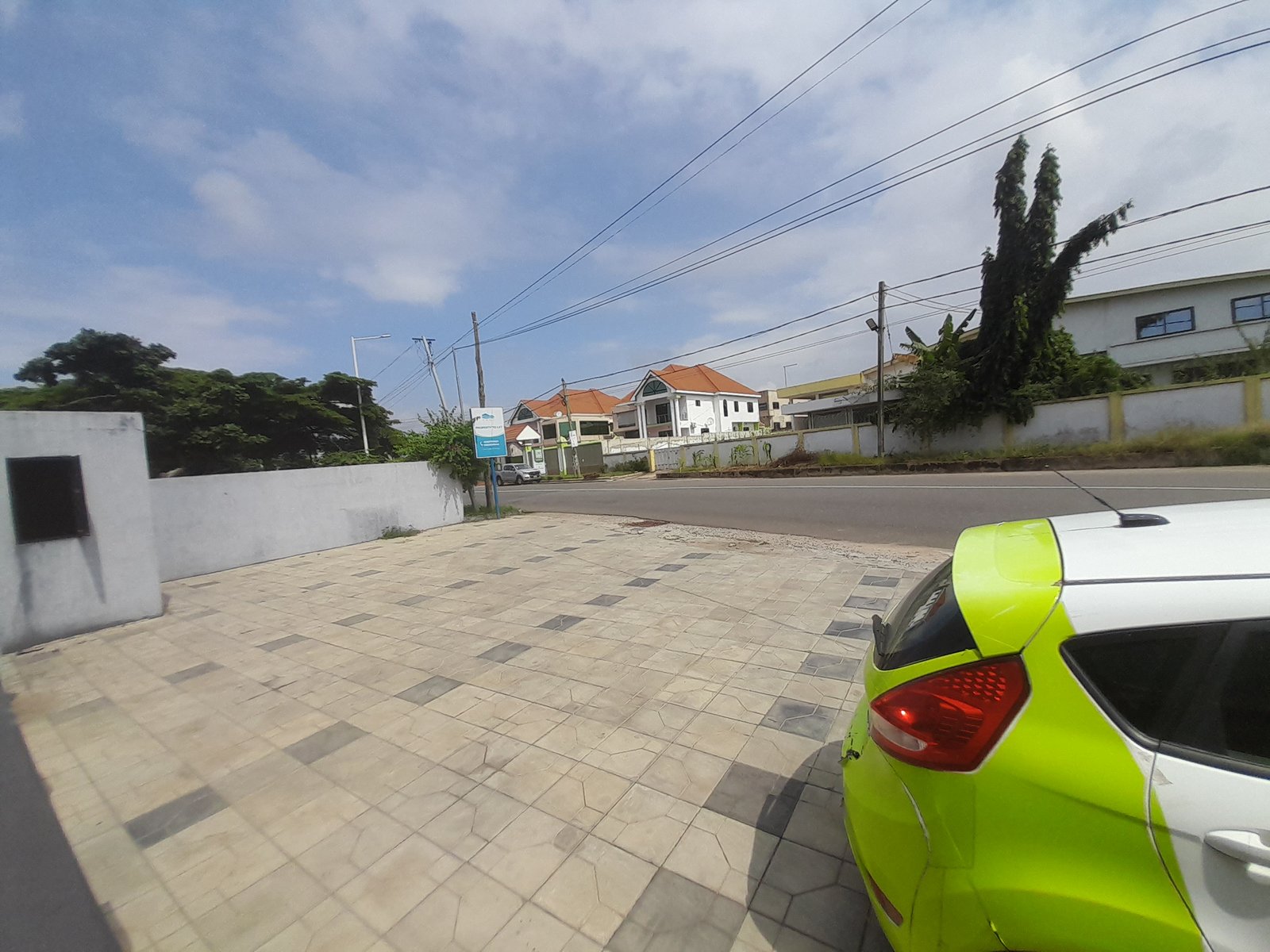 400sqm Size Commercial Space For Rent