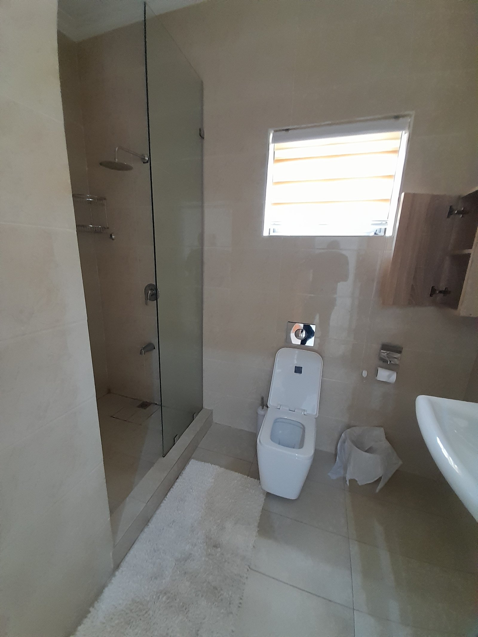 3 Bedroom Fully Furnished Apartment For Rent