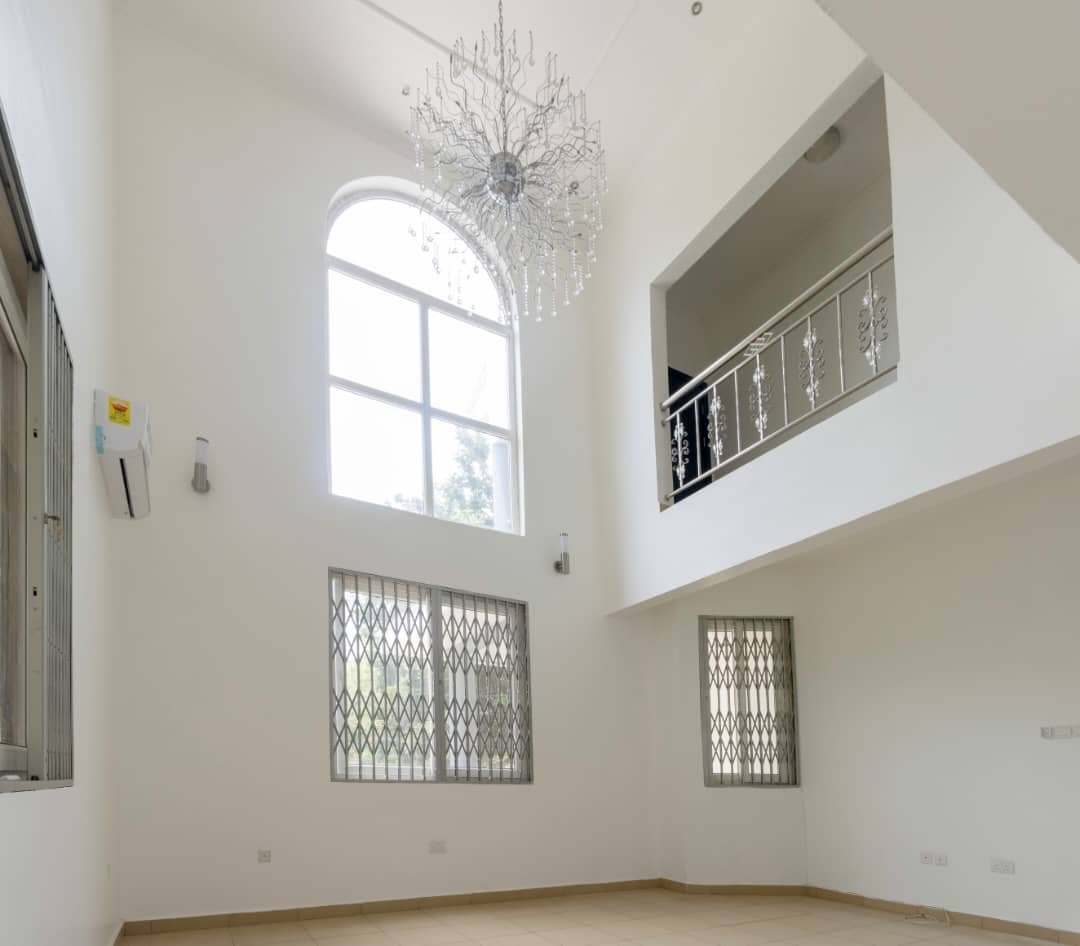 4 Bedroom House For Sale