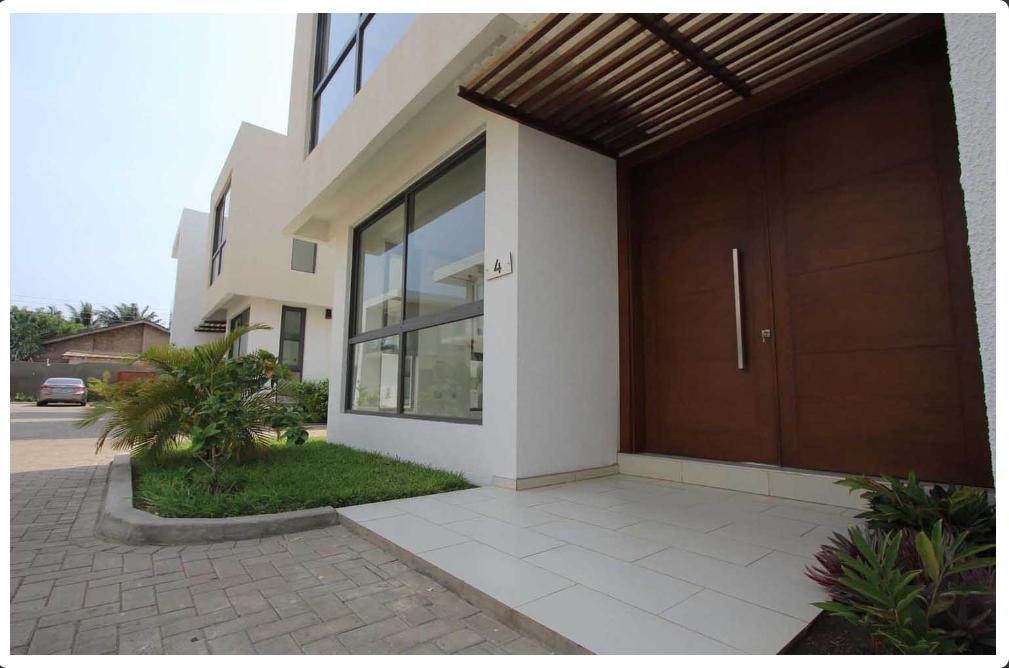 Executive 4 Bedroom House For Sale