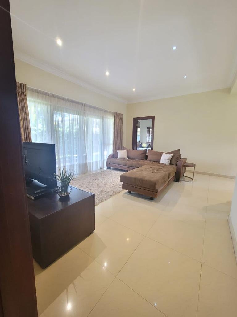 Fully Furnished 3 Bedroom Apartment For Rent At Airport