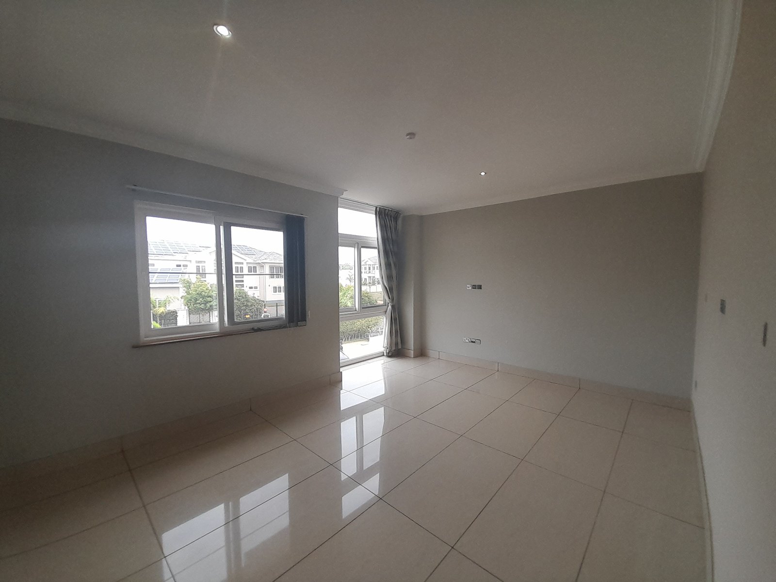 Executive 4 Bedroom Town House Plus BQ For Rent At Chain Homes East Airport