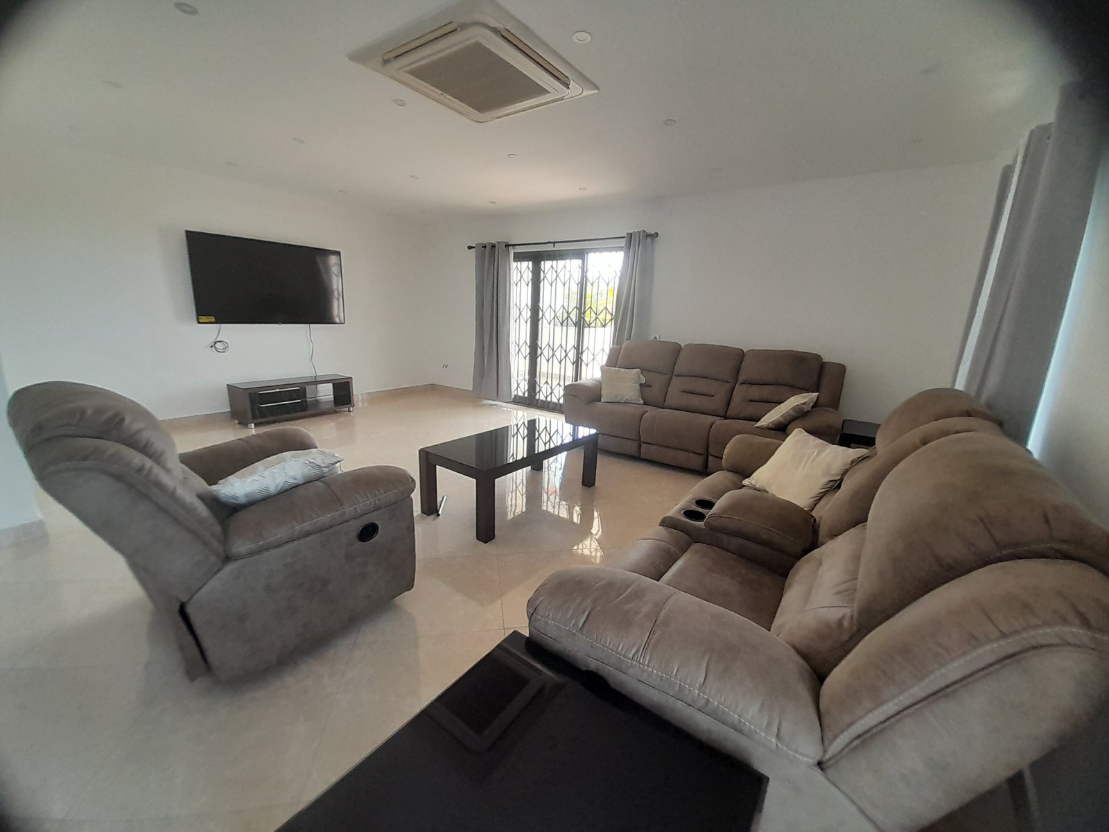Fully Furnished 3 Bedroom Duplex Apartment With BQs For Rent